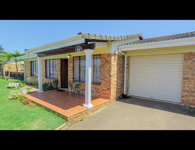 3 BEDROOM SIMPLEX SOLD IN WATERFALL